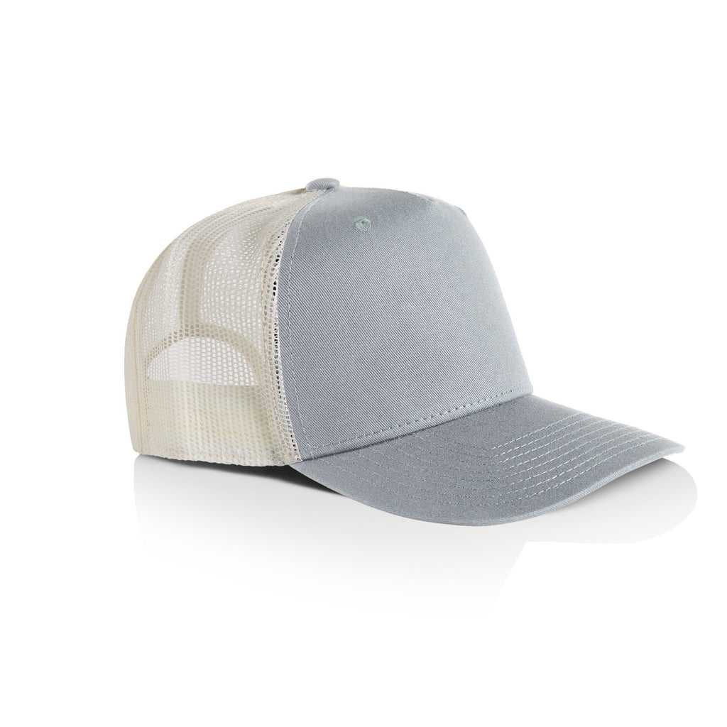 Stock Contrast Trucker1110