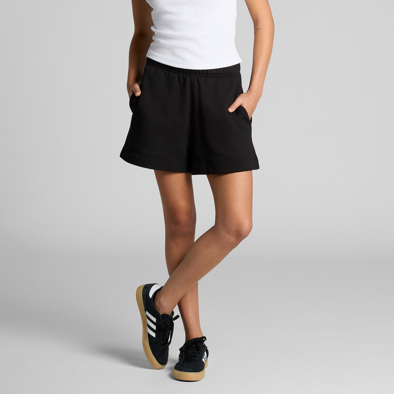 Wo's Relax Track Shorts4933