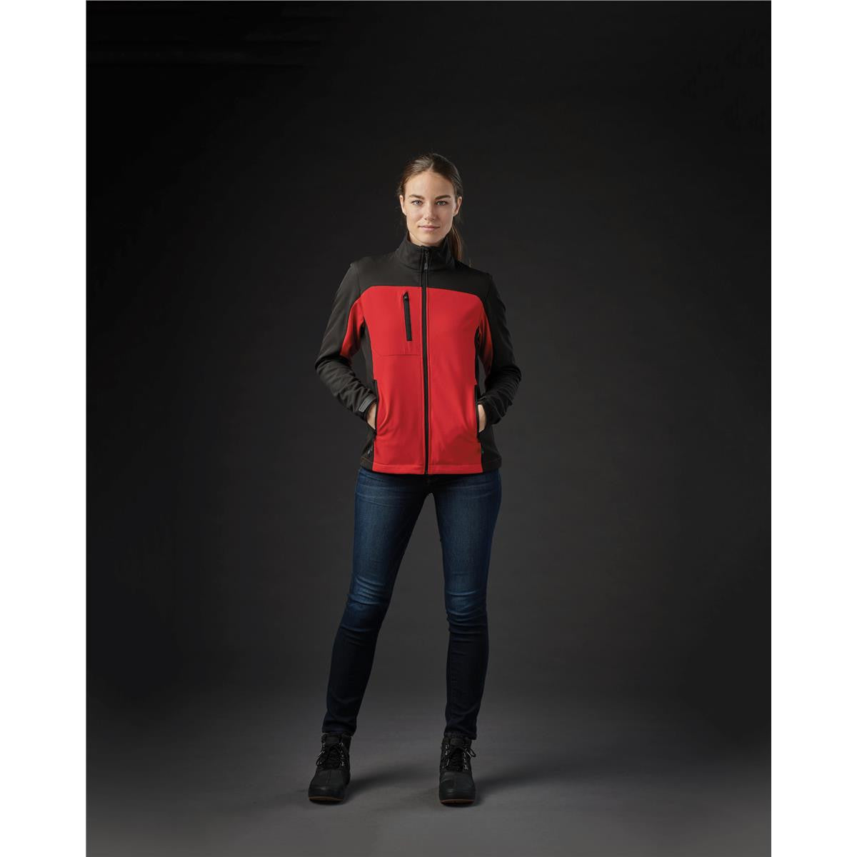 Women's Cascades Softshell - Black / Black