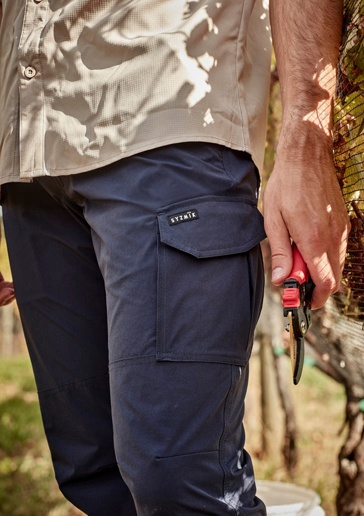 Mens Lightweight Outdoor Pant